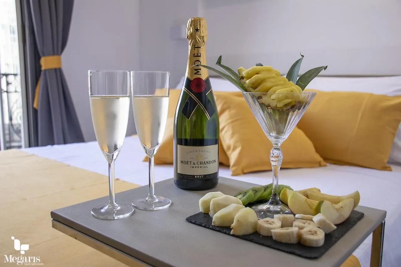 Megaris Luxury Suite Rooms Neapel 0*,  Italien