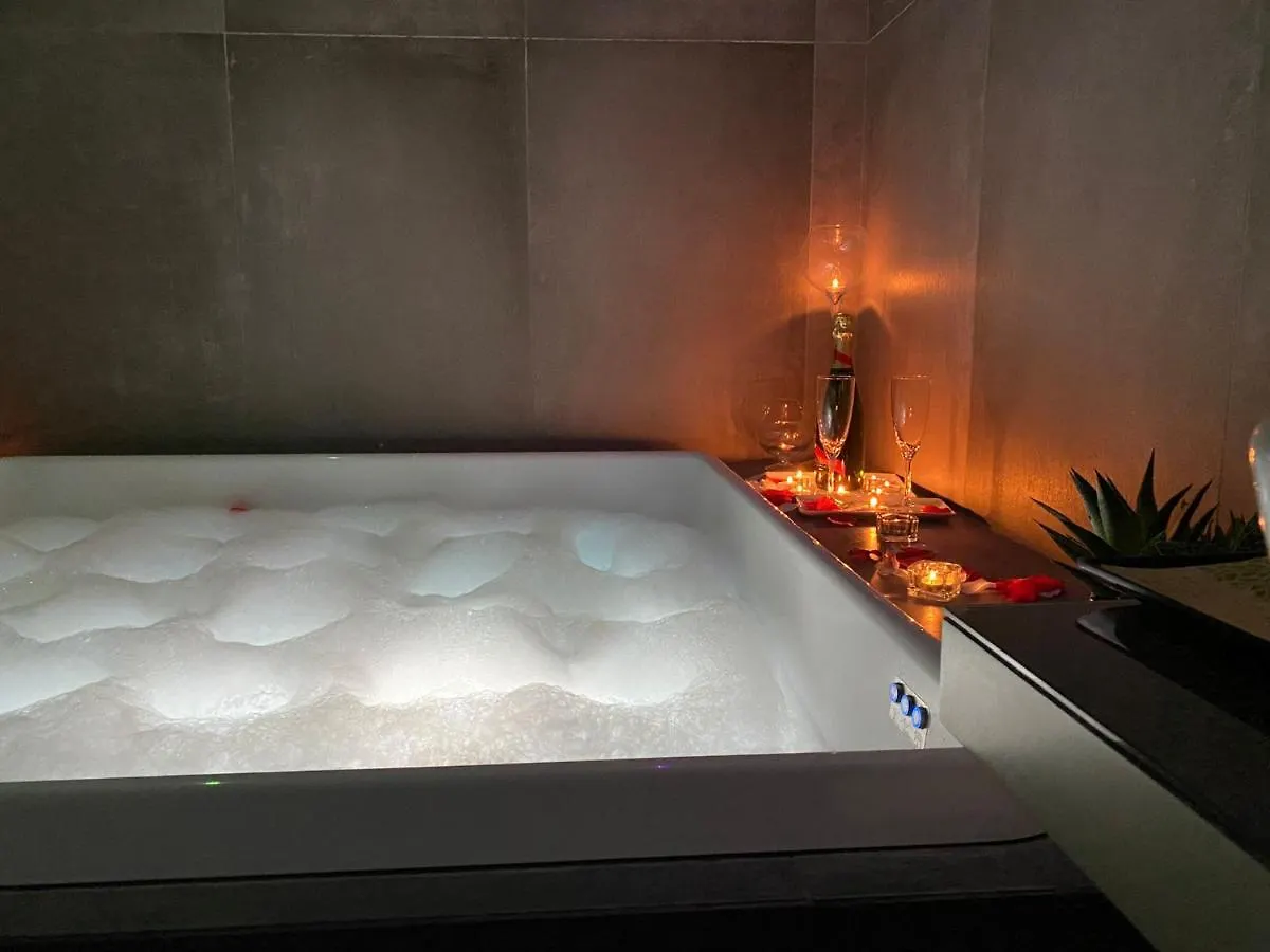 Megaris Luxury Suite Rooms 那不勒斯 住宿加早餐酒店