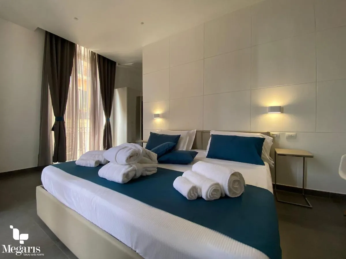 Megaris Luxury Suite Rooms Naples Couette-café