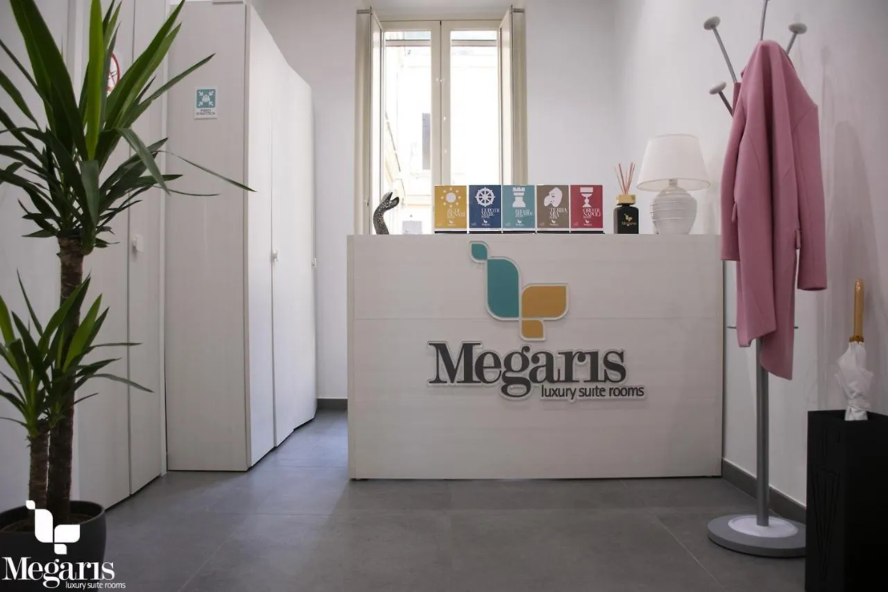 Megaris Luxury Suite Rooms Naples Italie